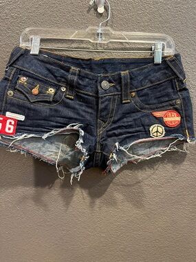 True religion mini micro Dark Blue Distressed Denim Patch Shorts